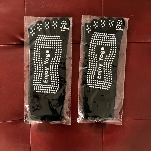 Yoga Toe Socks (2 pairs) - Picture 2 of 2